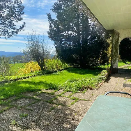 Rhoenpanorama Apartment